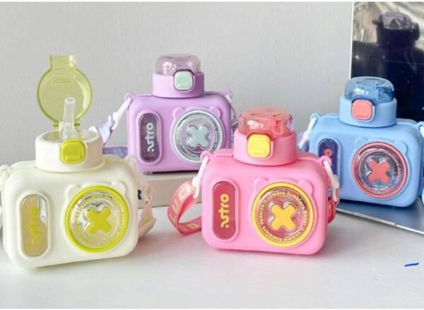 Camera water bottle